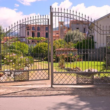 Hotel Del Sole Al Plebiscito 사프리 외부 사진