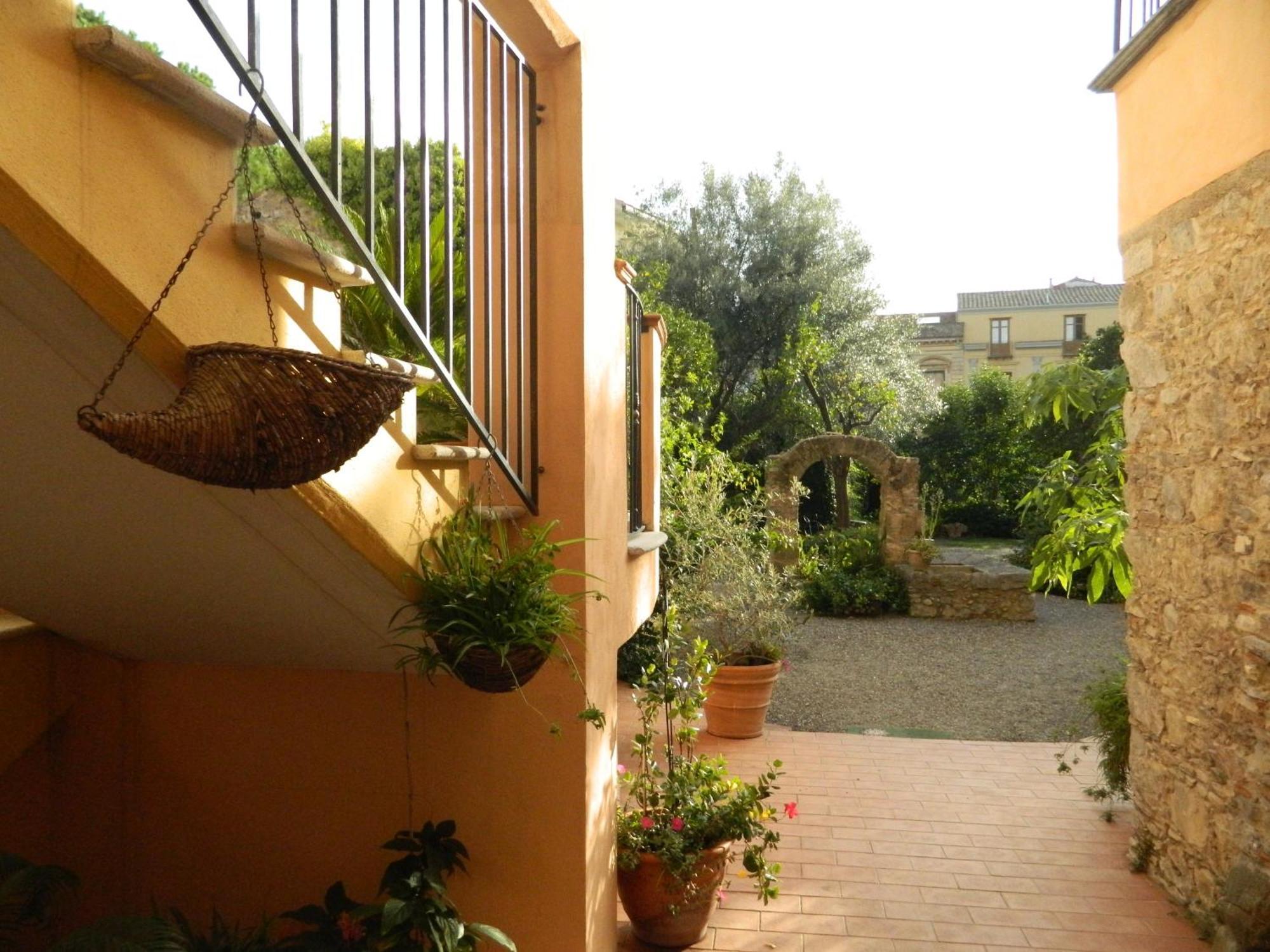 Hotel Del Sole Al Plebiscito 사프리 외부 사진