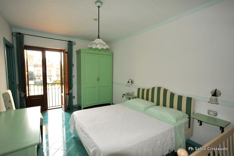 Hotel Del Sole Al Plebiscito 사프리 외부 사진